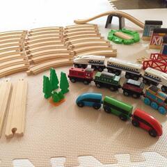 木製レール　電車　ブリオほか