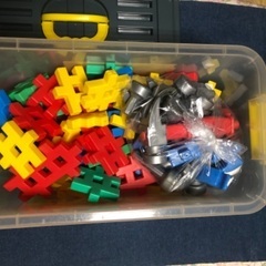 【お取引完了】ブロック 子供 工具セット 箱入り 知育玩具の画像