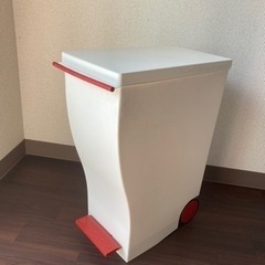 ゴミ箱(洗浄済み)