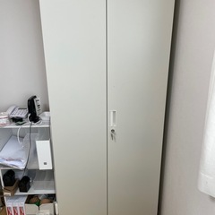 オフィス用ロッカー　五段　
ホワイトの画像