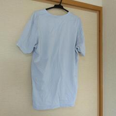 ユニクロ　メンズ　Tシャツ　サイズS　水色の画像