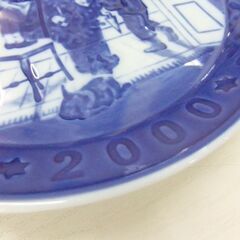 イヤープレート　ロイヤルコペンハーゲン 2000年 コレクション 皿 TRIMMING THE TREE 中古 札幌市厚別区 厚別店の画像