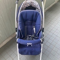 アップリカ  カルーンエアー ベビーカーの画像