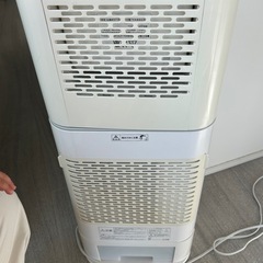 アイリスオーヤマ　サーキュレーター衣類乾燥機除湿機　ジャンク品の画像
