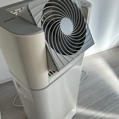 アイリスオーヤマ　サーキュレーター衣類乾燥機除湿機　ジャンク品の画像