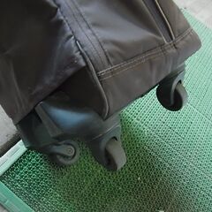 閉店セール中につき、通常特価2,178円より30％引の1,524円!　ACE　エース　Bon Cadeau　ボンカドゥ　キャリーバッグ　キャリーケース　の画像