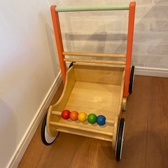 ボーネルンド　　　手押し車　カタカタ