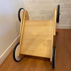 ボーネルンド　　　手押し車　カタカタの画像