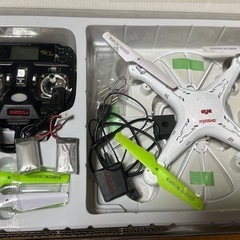 小型ドローン KYOSHO QuattroX EYE