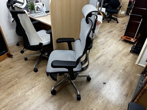 ⭐️激安価格⭐️【新品】新型 Ergohuman Pro 2 エルゴヒューマン プロ2 オットマン ヘッドレスト付 店頭引取可　オフィ