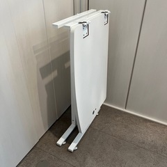 昇降デスクの画像