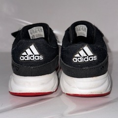 adidas スニーカー　17センチの画像