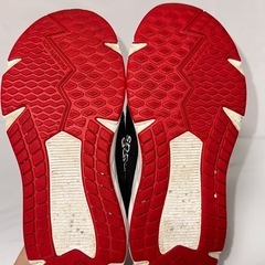 adidas スニーカー　17センチの画像