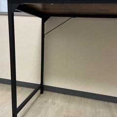 PCデスク（作業机）の画像