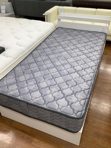 シングルベッド　フランスベッドマットレス付　16,500円