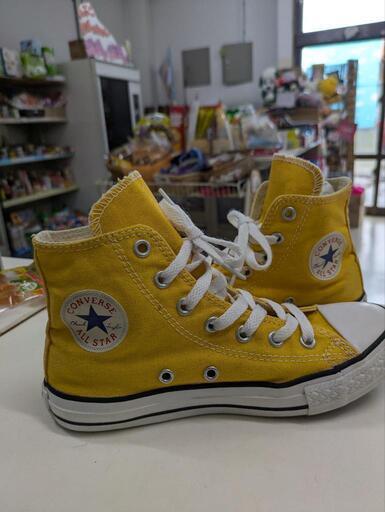 イエローコンバース(converse)