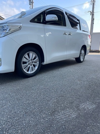 トヨタ　アルファード　タイヤホイールセット