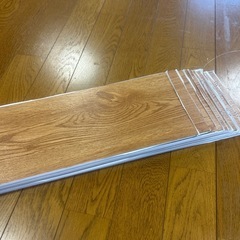 不要品フロアタイル処分11枚