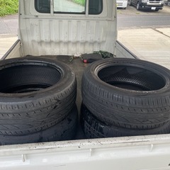 タイヤあげます　215/50R17