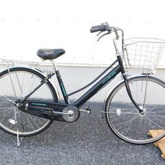 中古自転車多数販売中!　安い自転車は大丈夫？という方　是非ご来店ください!　HAMBURG　シティサイクル　26インチ　ブラック　内装3段　オートライト　点灯リヤリフレクター装備　お買い物に便利!!　売れてます!　早い者勝ち!　外観状態は全体的に極めて良好と思います!　m45