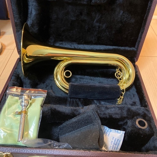 自衛隊　信号らっぱ　ハードケース付き