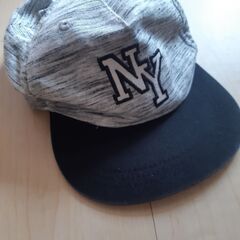 H&M　キャップ