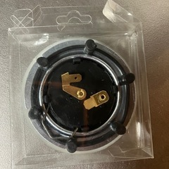 ナルディ ホーンボタン カバーリング付きの画像