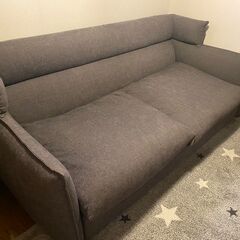 ほとんど使用していないソファ