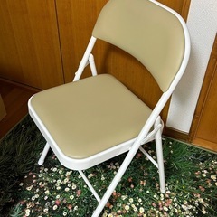 折りたたみ椅子