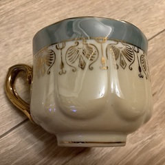 コーヒーカップアンド ソーサー 小さめ アンティーク系 綺麗な柄 used HAYASI 昭和レトロ ハヤシの画像