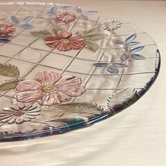 ガラス製ディナープレート（クリア）～花柄の大皿～の画像
