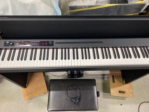 お薦め品‼️美品‼️コンパクト‼️ピアノタッチ‼️KORG電子ピアノLP-380 2020年