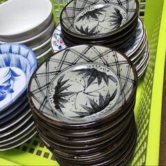 食器 お皿の画像