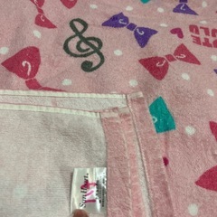 リボン柄　バスタオル　タの画像