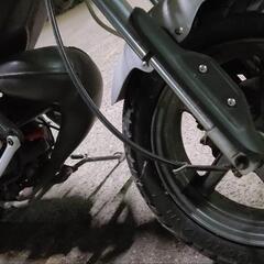 SUZUKI ストリートマジックの画像