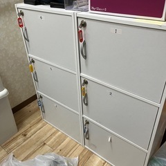 鍵付きロッカー6個