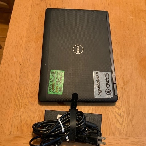 （売約済）超レア！大特価！小型12.5inch液晶/軽量薄型人気機種　Dell latitudeE7250改その⑤ 高速Core i7　フルハイビジョン液晶　Webカメラwifi bluetooth HDMI搭載機　SSD メモリー８G　Windows10pro 64bit（