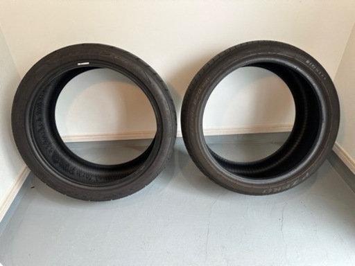 車のパーツ タイヤ、ホイール