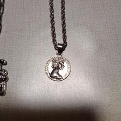 お得　シルバーネックレス　4点セットの画像