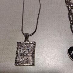 お得　シルバーネックレス　4点セットの画像