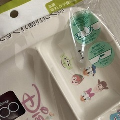 ディズニー100周年柄☆お皿にスプーン＆フォーク付きセットの画像