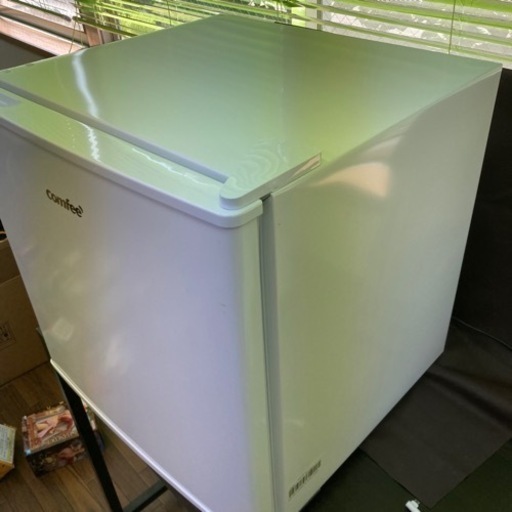 美品　冷蔵庫 45Lコンフィー(COMFEE’) COMFEE' 右開き2023年購入