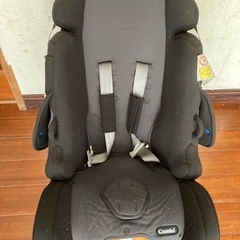 コンビ　チャイルドシート　新生児〜