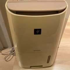 SHARP 除湿機　cve71w 2015年製