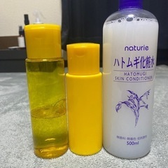 ハトムギ化粧水　開封済み　メラノCC 化粧水、乳液