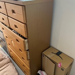 綺麗なタンスの画像