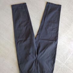 waist88／左から順にUNIQLOバギーパンツ／Ｈ＆Ｍブラッ...