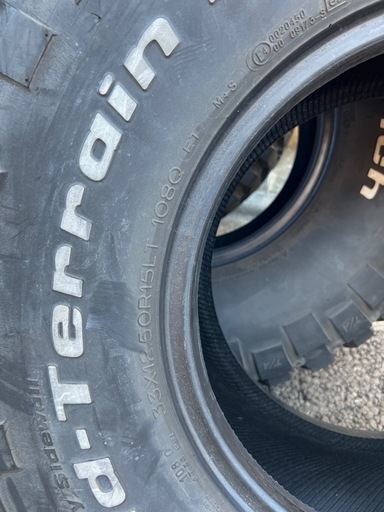 グッドリッチ　33×12.5R15 3本