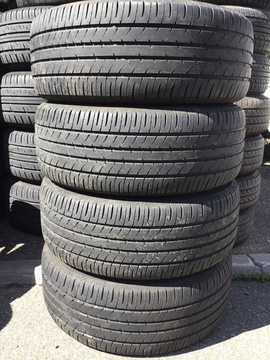 溝有り 215/55R16 TOYO NANOENERGY3 PLUS 4本セット