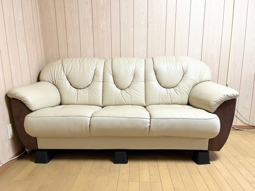 【譲渡先が決定しました】3人掛けソファー